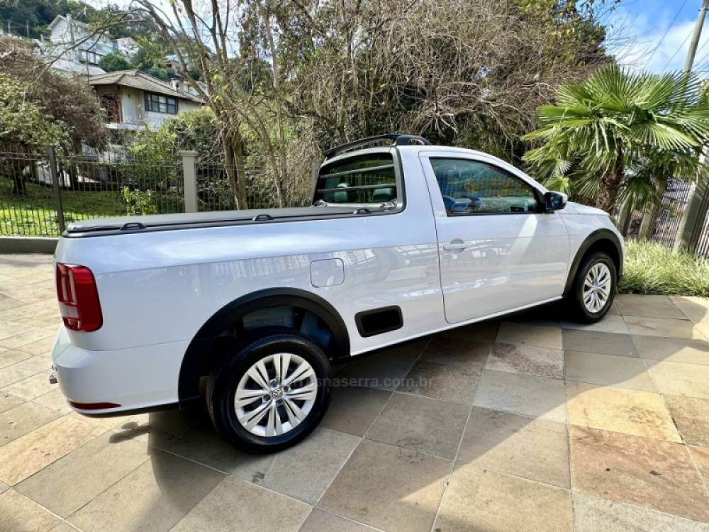 VOLKSWAGEN - SAVEIRO - 2021/2021 - Branca - R$ 71.500,00