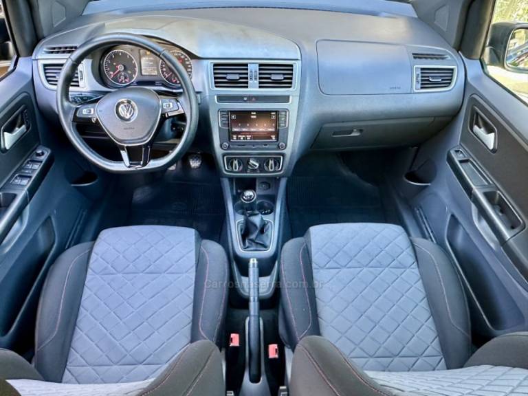 VOLKSWAGEN - FOX - 2019/2019 - Preta - R$ 63.500,00
