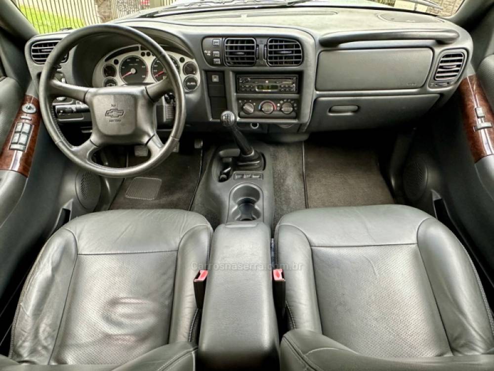CHEVROLET - S10 - 2008/2008 - Prata - R$ 78.000,00