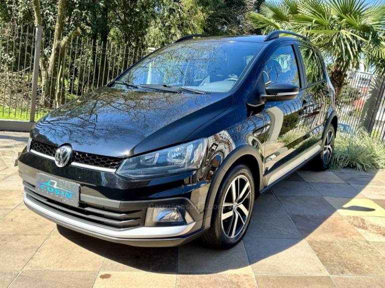 VOLKSWAGEN - FOX - 2019/2019 - Preta - R$ 63.500,00