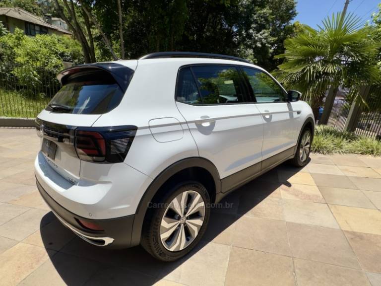 VOLKSWAGEN - T-CROSS - 2020/2020 - Branca - R$ 108.000,00