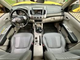 MITSUBISHI - L200 SAVANA - 2013/2013 - Amarela - R$ 125.000,00
