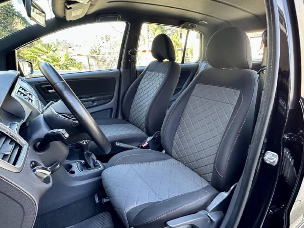 VOLKSWAGEN - FOX - 2019/2019 - Preta - R$ 63.500,00