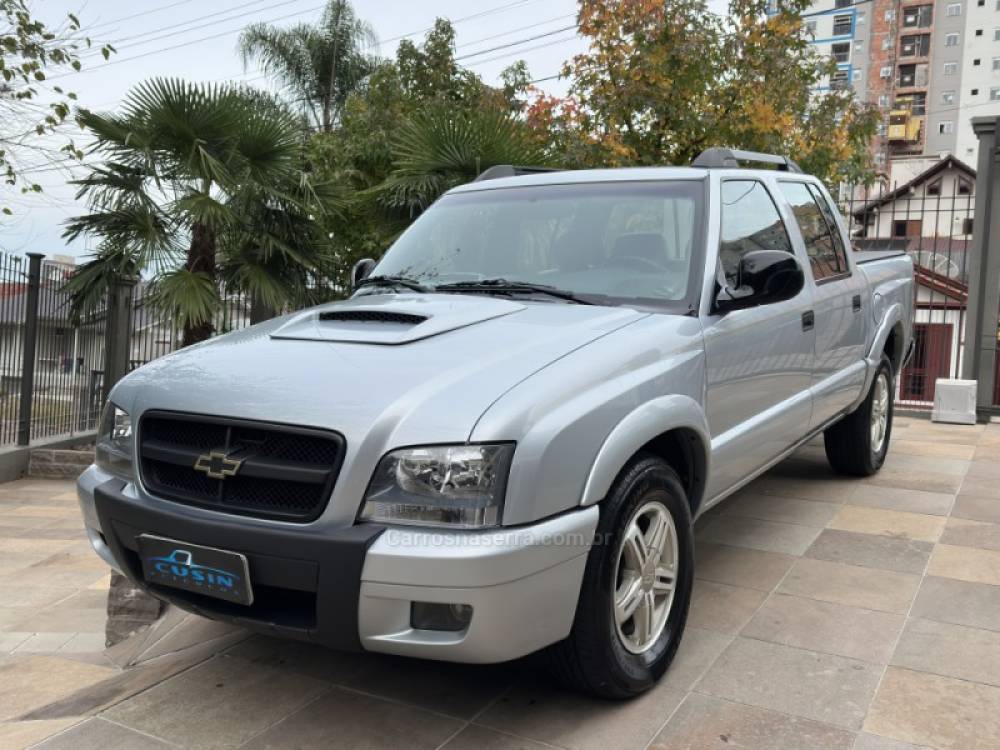 CHEVROLET - S10 - 2008/2008 - Prata - R$ 78.000,00