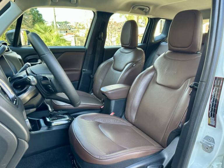 JEEP - RENEGADE - 2022/2022 - Branca - R$ 105.000,00