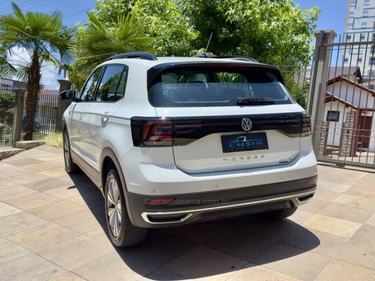 VOLKSWAGEN - T-CROSS - 2020/2020 - Branca - R$ 108.000,00