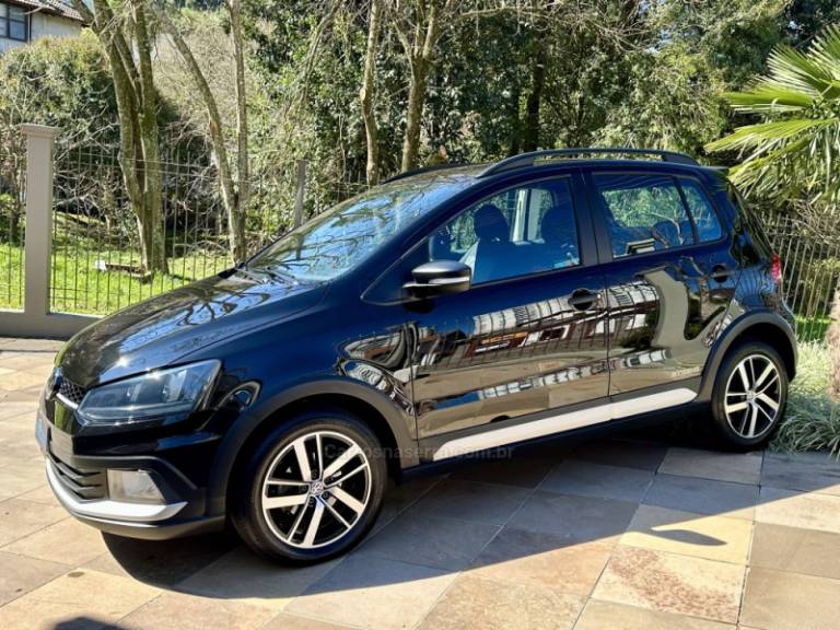VOLKSWAGEN - FOX - 2019/2019 - Preta - R$ 63.500,00