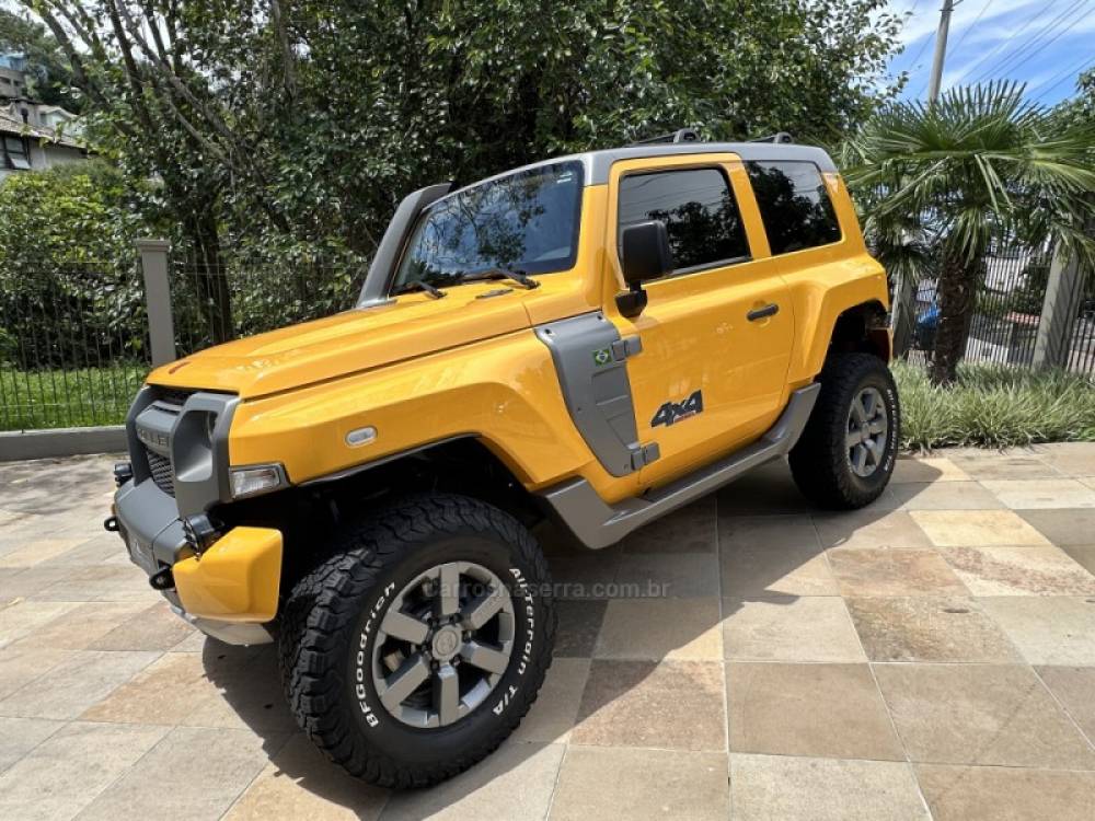 TROLLER - T4 - 2018/2018 - Amarela - R$ 175.000,00