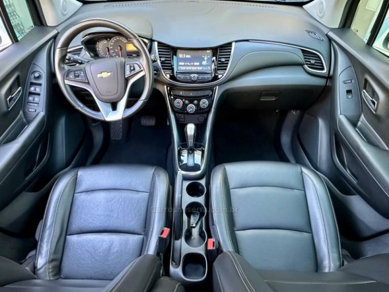 CHEVROLET - TRACKER - 2018/2018 - Branca - R$ 92.000,00